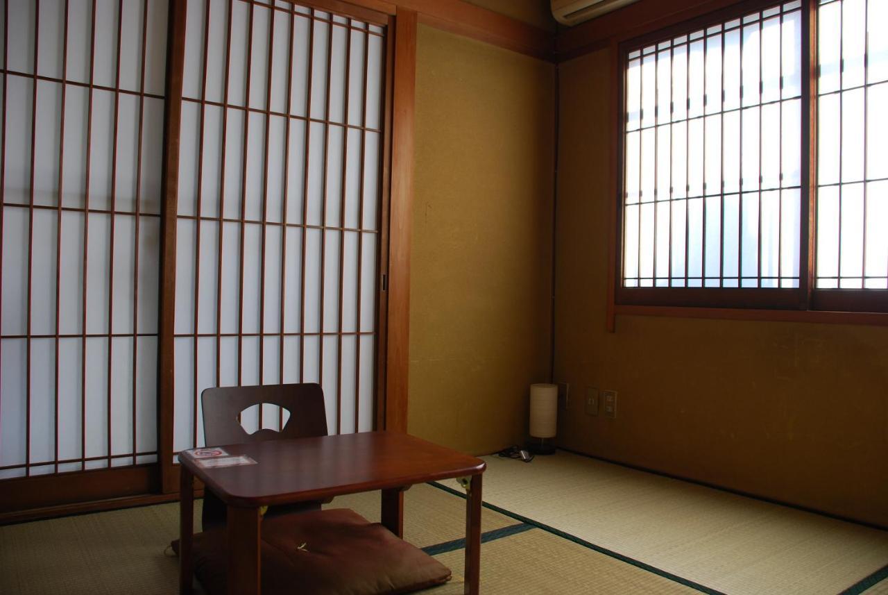 Tiny Guesthouse Umekoji 梅小路 Kyoto Exteriör bild