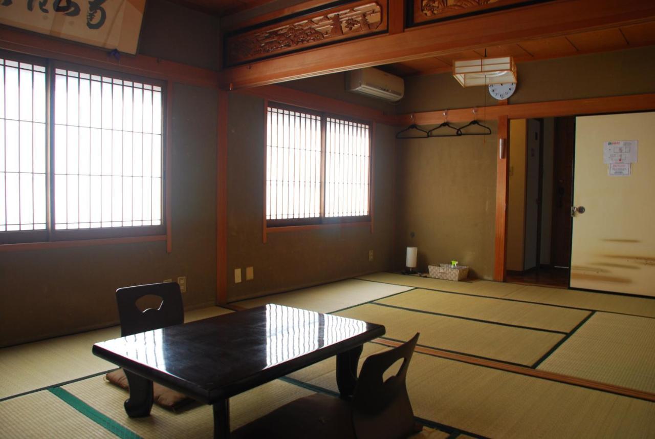 Tiny Guesthouse Umekoji 梅小路 Kyoto Exteriör bild